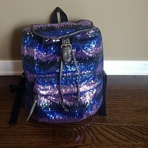 Mid size backpack